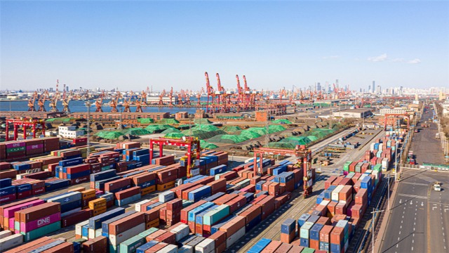 The total value of China's foreign trade imports and exports is 28.33 trillion yuan in the first three quarters