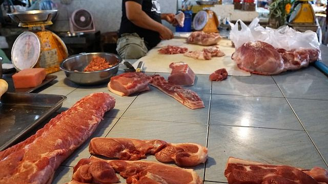 China's meat imports rebounded slightly in November compared with the previous month